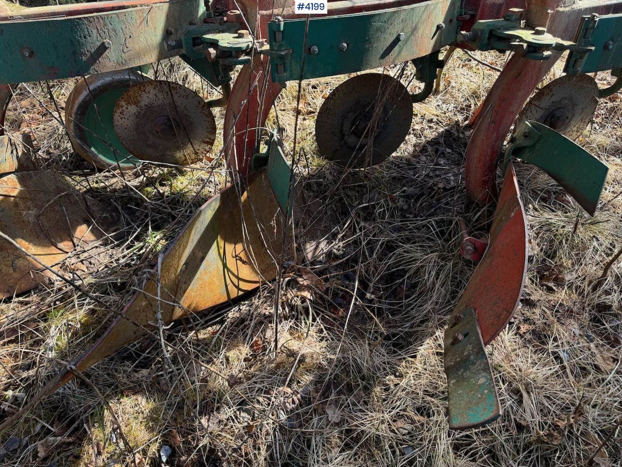 Thiết bị xới đất Kverneland 3-furrow reversible plow: hình 12