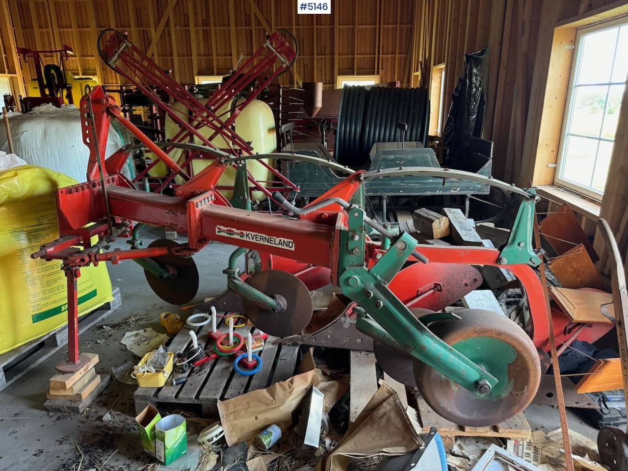 Kverneland Model A 3-furrow plough - Thiết bị xới đất: hình 4 Kverneland Model A 3-furrow plough - Thiết bị xới đất: hình 4