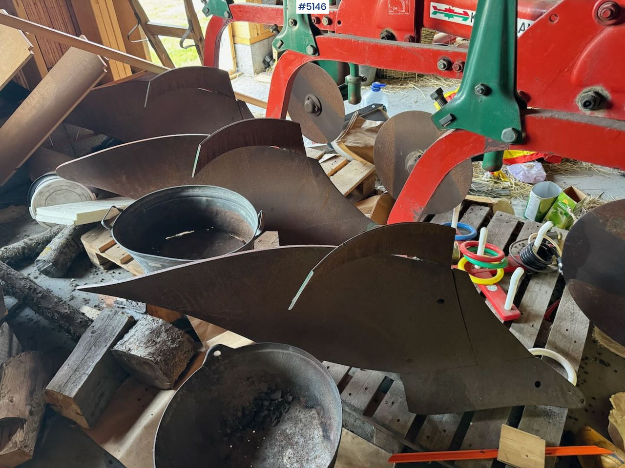 Kverneland Model A 3-furrow plough - Thiết bị xới đất: hình 5 Kverneland Model A 3-furrow plough - Thiết bị xới đất: hình 5