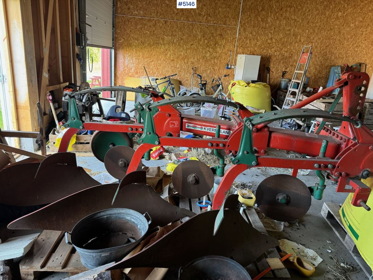 Kverneland Model A 3-furrow plough - Thiết bị xới đất: hình 2 Kverneland Model A 3-furrow plough - Thiết bị xới đất: hình 2