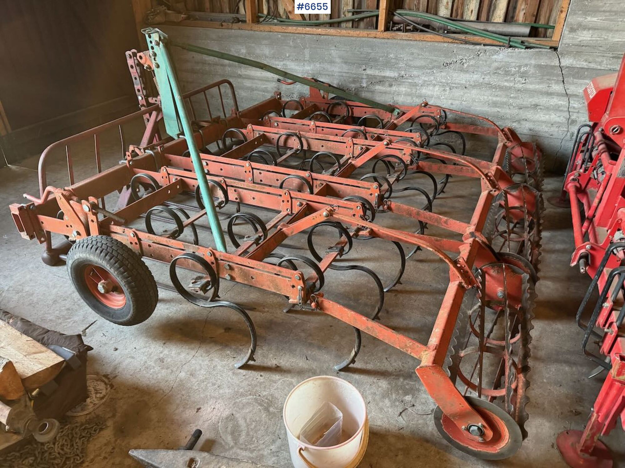 Kverneland harrow with cage roller - Thiết bị xới đất: hình 1 Kverneland harrow with cage roller - Thiết bị xới đất: hình 1