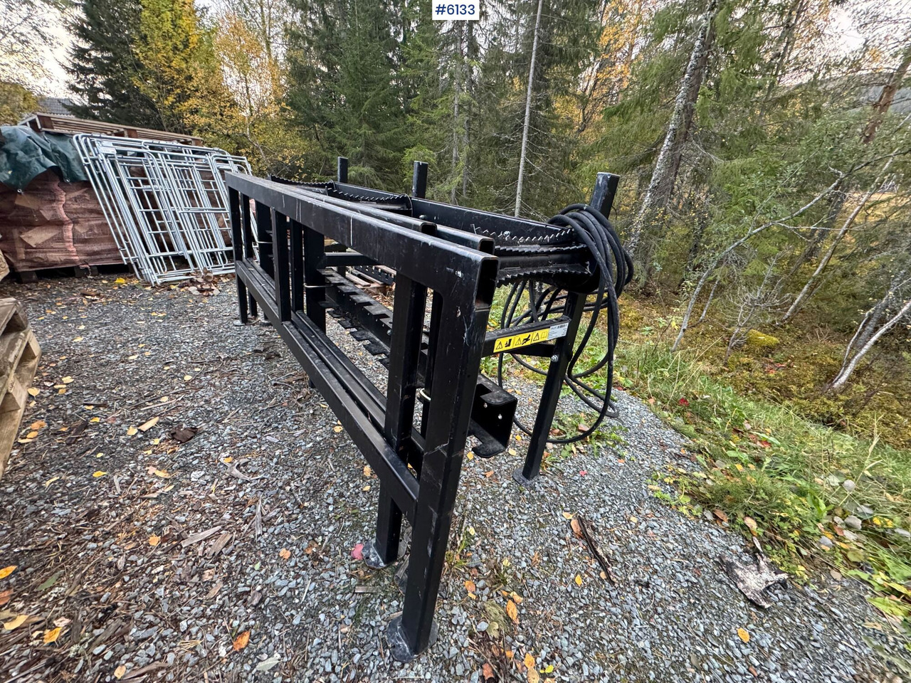 Trang thiết bị lâm nghiệp 2024 Dalen 2048-120 at the table: hình 7