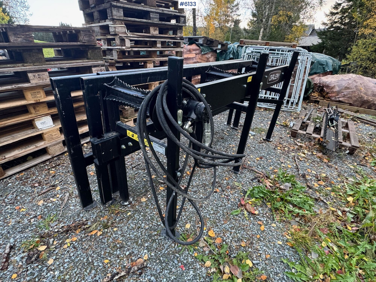 Trang thiết bị lâm nghiệp 2024 Dalen 2048-120 at the table: hình 12