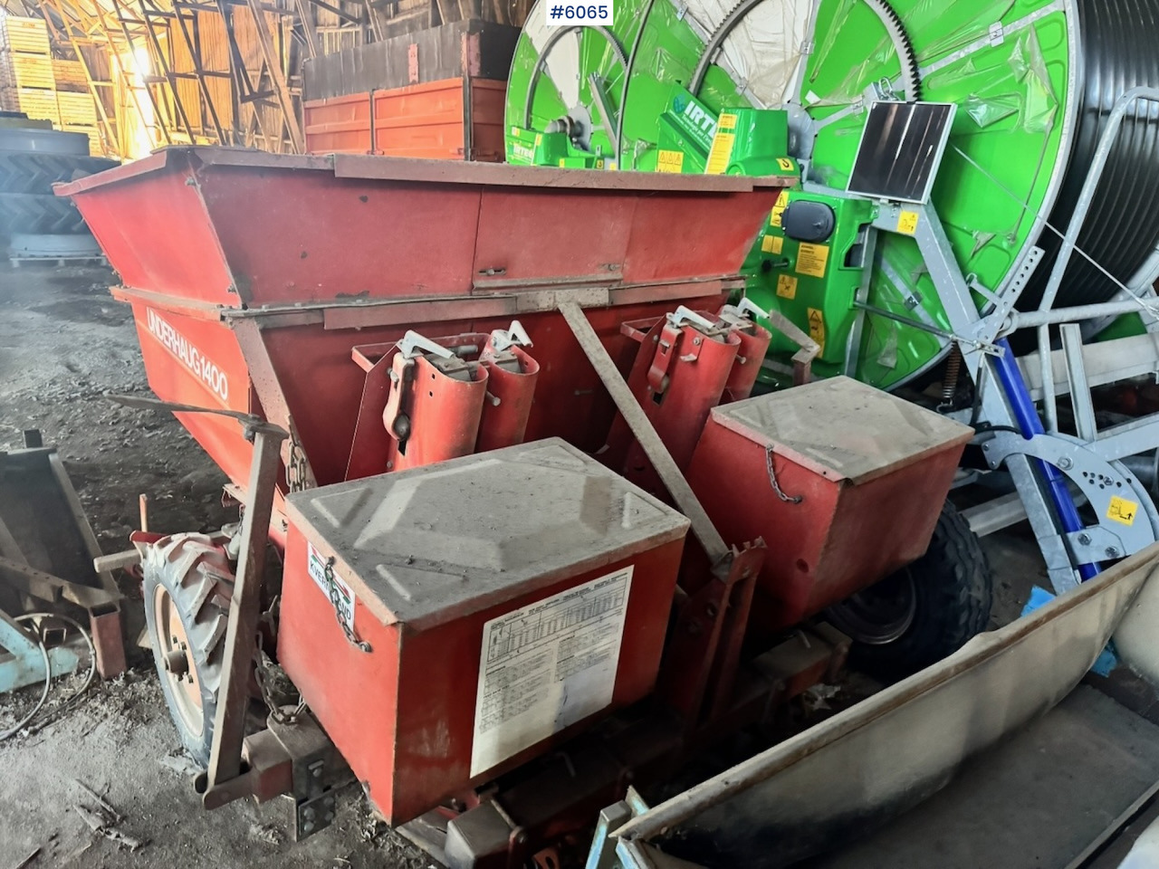 Underhaug 1400 potato planter - Máy trồng khoai tây: hình 2 Underhaug 1400 potato planter - Máy trồng khoai tây: hình 2