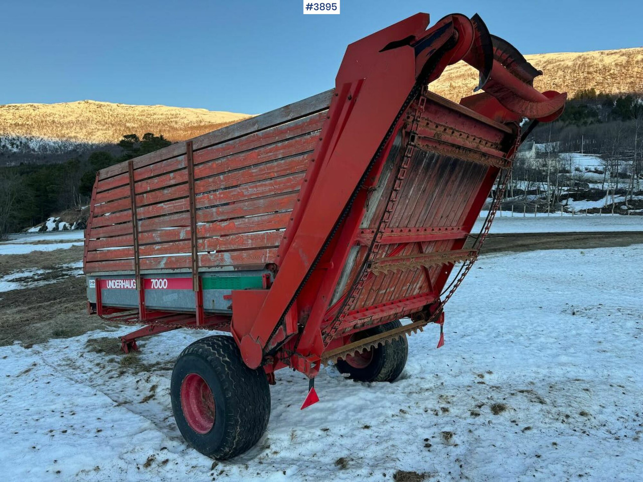 Underhaug 7000 unloader wagon - Trang thiết bị dàn trải: hình 5 Underhaug 7000 unloader wagon - Trang thiết bị dàn trải: hình 5