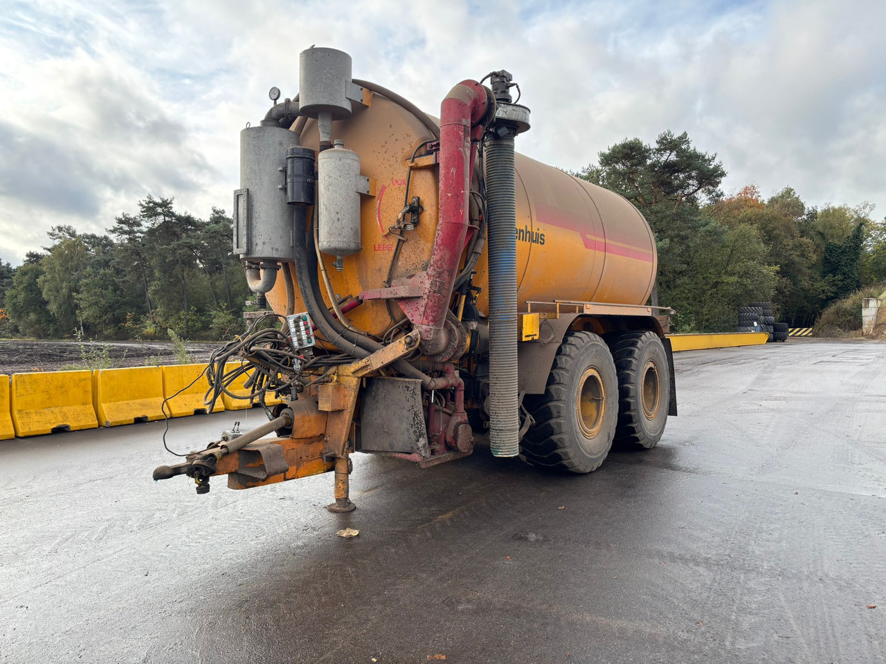 Veenhuis 19000 - Máy rải phân dạng lỏng: hình 1 Veenhuis 19000 - Máy rải phân dạng lỏng: hình 1