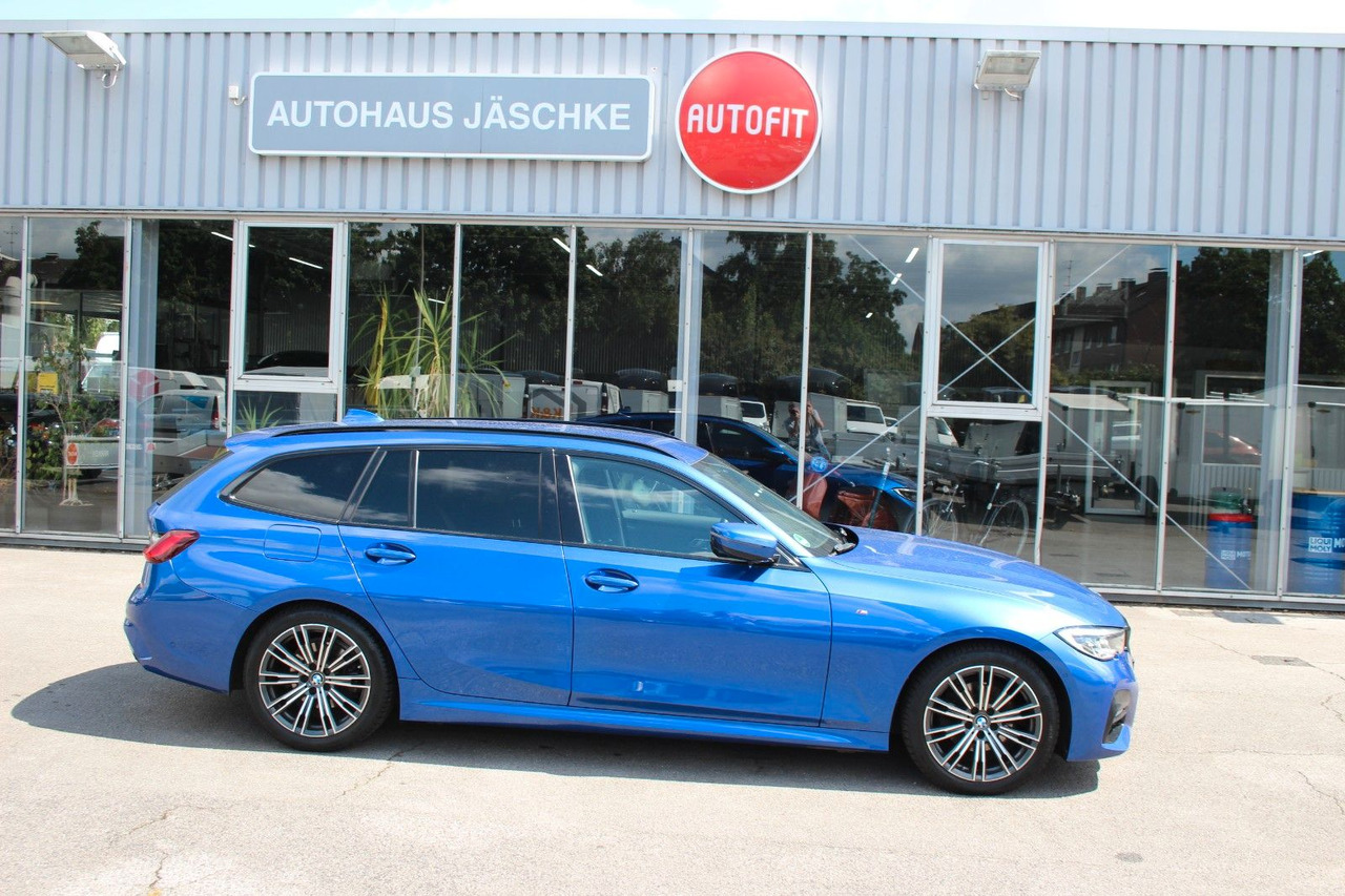 BMW 320 Touring d M Sport Laser Alcantara Harman Kar - Xe wagon: hình 5 BMW 320 Touring d M Sport Laser Alcantara Harman Kar - Xe wagon: hình 5