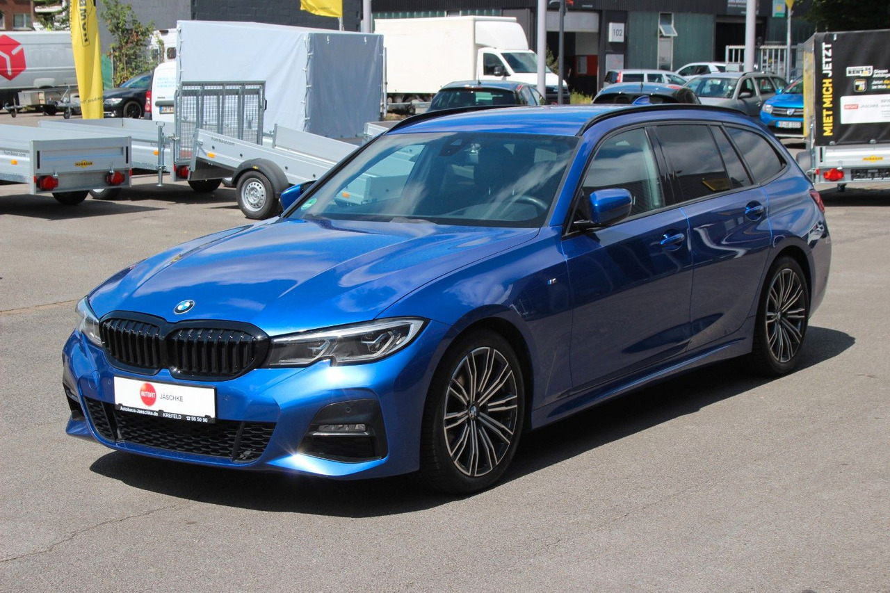 BMW 320 Touring d M Sport Laser Alcantara Harman Kar - Xe hơi: hình 4 BMW 320 Touring d M Sport Laser Alcantara Harman Kar - Xe hơi: hình 4