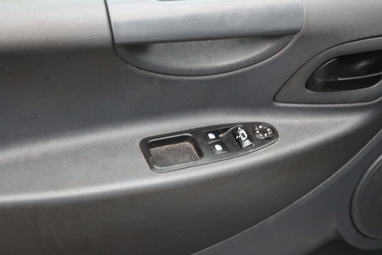 Fiat Scudo L2 H2 Multicab Klima Kamera - Xe van chở khách: hình 4 Fiat Scudo L2 H2 Multicab Klima Kamera - Xe van chở khách: hình 4