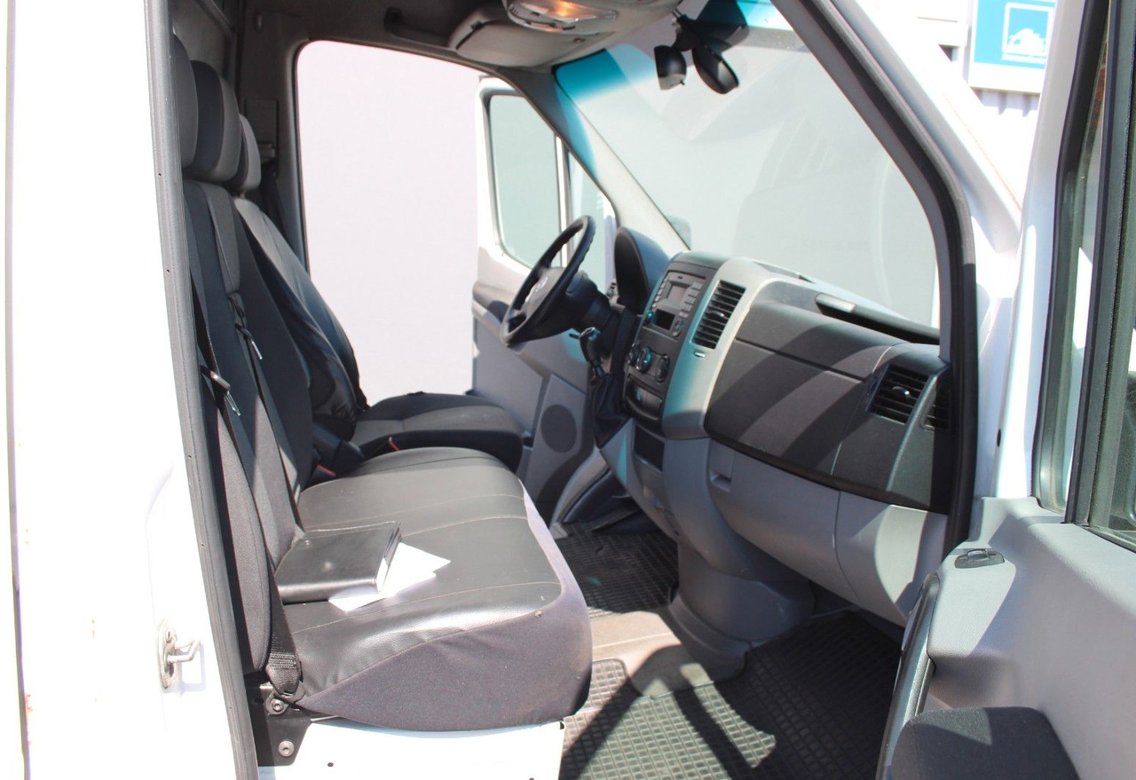 Xe van chở khách Volkswagen Crafter Kasten 35 mittel L2H2 KLIMA 1.Hand: hình 16