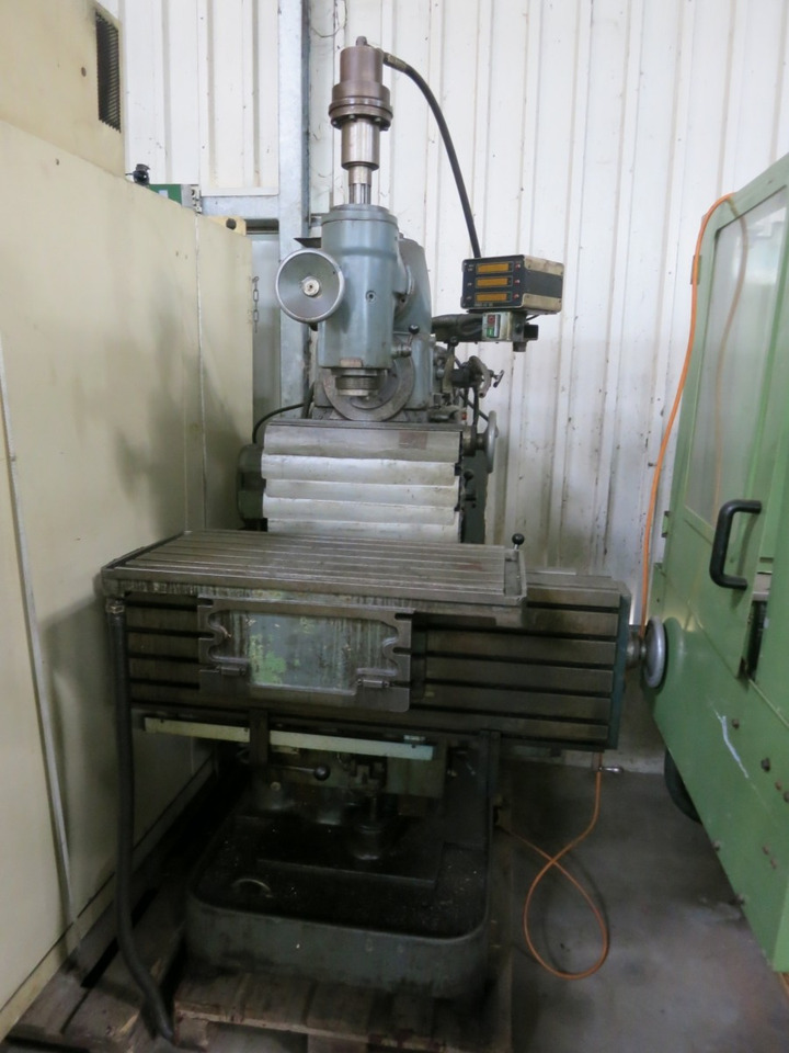 SHW UF 1 - Máy phay kim loại: hình 2 SHW UF 1 - Máy phay kim loại: hình 2