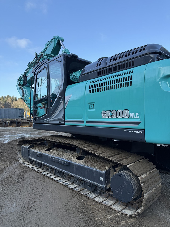 KOBELCO SK300NLC-11 - Máy xúc bánh xích: hình 3 KOBELCO SK300NLC-11 - Máy xúc bánh xích: hình 3