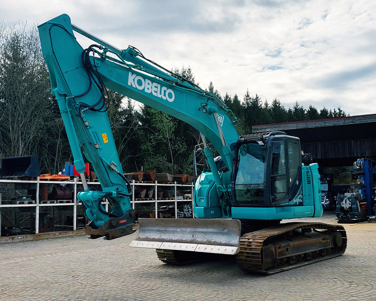 Kobelco SK230SRLC-5 - Máy xúc bánh xích: hình 1 Kobelco SK230SRLC-5 - Máy xúc bánh xích: hình 1