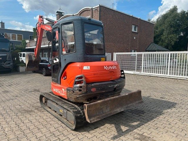 Kubota 4t Mini Bagger KX 12133 - Máy xúc mini: hình 3 Kubota 4t Mini Bagger KX 12133 - Máy xúc mini: hình 3
