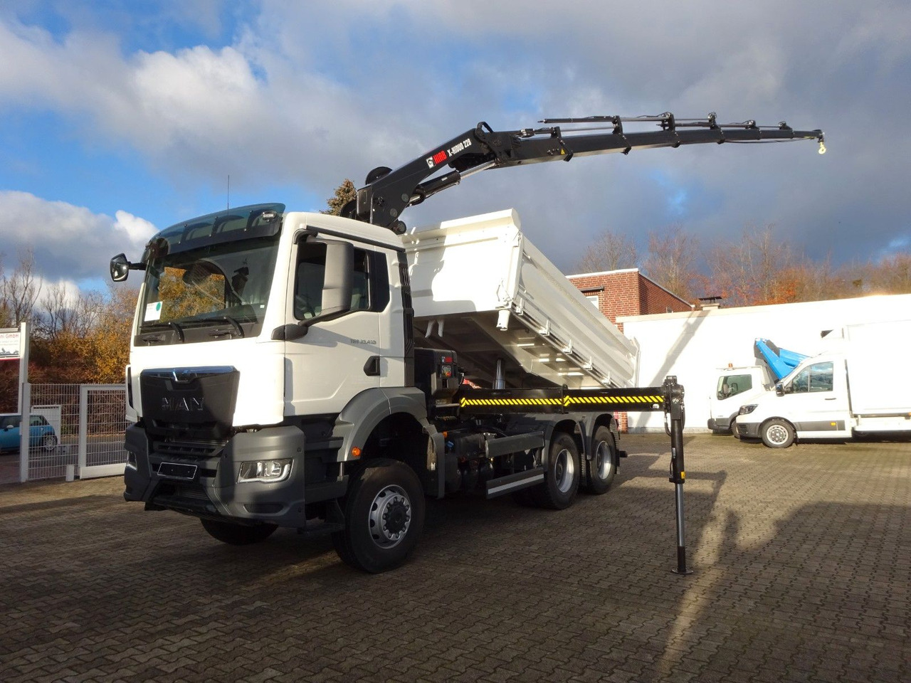 MAN 33.430 6x6 3-SEITENKIPPER KRAN HIAB 228- 6HYDRO - Xe ben, Xe cẩu tự hành: hình 4 MAN 33.430 6x6 3-SEITENKIPPER KRAN HIAB 228- 6HYDRO - Xe ben, Xe cẩu tự hành: hình 4