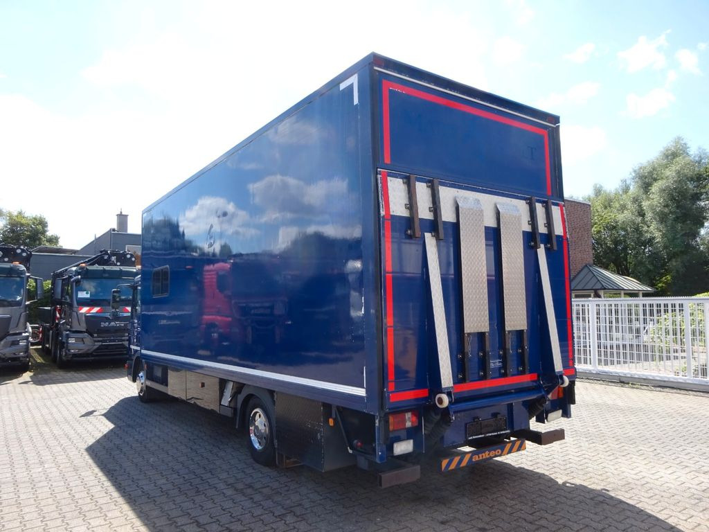 MAN 8.220 Koffer mit LBW als Wohnmobil ausgebaut 4x2 MAN 8.220 Koffer mit LBW als Wohnmobil ausgebaut 4x2 - Xe tải hộp: hình 4 MAN 8.220 Koffer mit LBW als Wohnmobil ausgebaut 4x2 MAN 8.220 Koffer mit LBW als Wohnmobil ausgebaut 4x2 - Xe tải hộp: hình 4