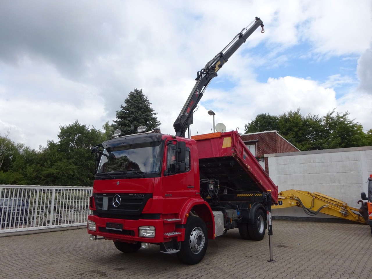 Mercedes-Benz 1833 Axor Meiller 3Skipper +HIAB 111 HIDUO +Funk - Xe ben, Xe cẩu tự hành: hình 3 Mercedes-Benz 1833 Axor Meiller 3Skipper +HIAB 111 HIDUO +Funk - Xe ben, Xe cẩu tự hành: hình 3