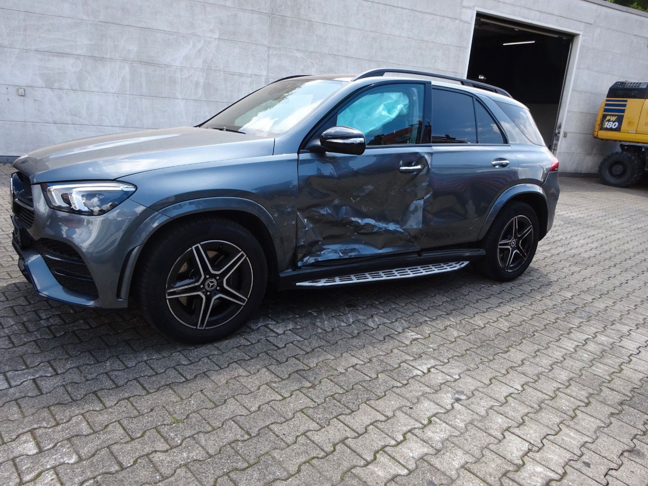 Mercedes-Benz GLE 400 GLE -Klasse GLE 400 d 4Matic - SUV: hình 2 Mercedes-Benz GLE 400 GLE -Klasse GLE 400 d 4Matic - SUV: hình 2