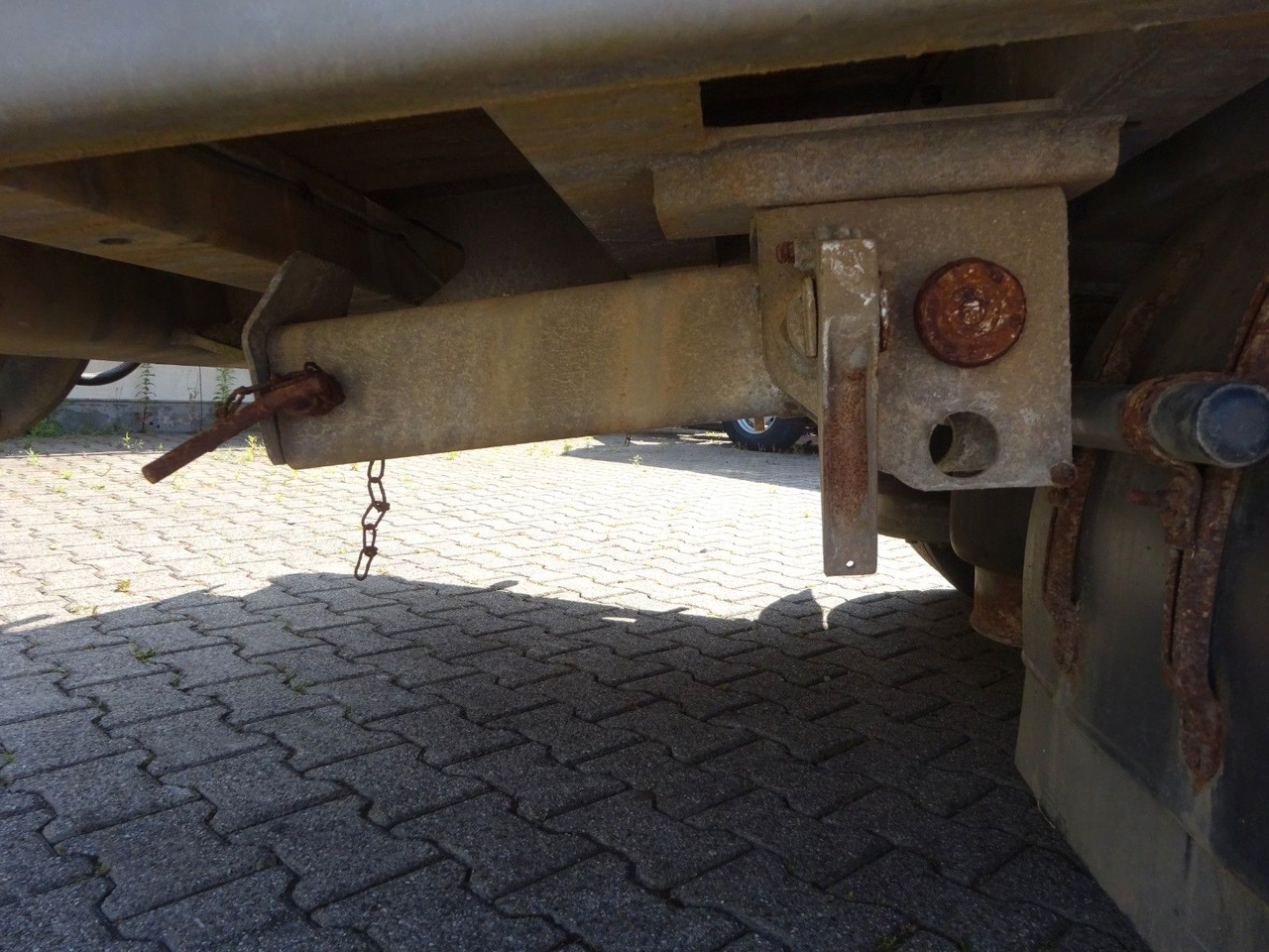 Rơ moóc thùng thấp Möslein Tieflader Anhänger mit 3 Achsen und Rampen: hình 10