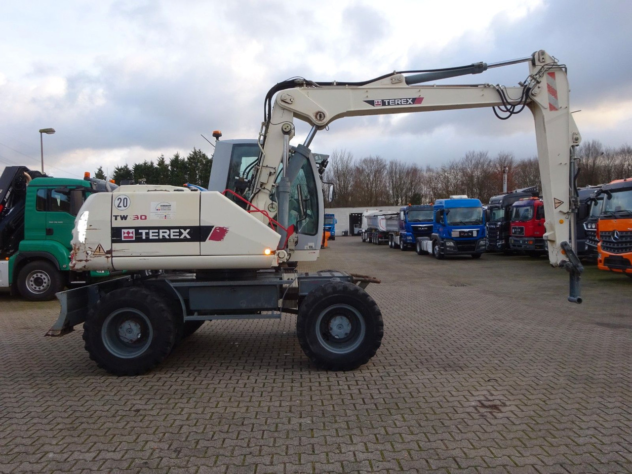 Terex ATLAS TW130 Terex ATLAS TW130 - Máy xúc bánh lốp: hình 5 Terex ATLAS TW130 Terex ATLAS TW130 - Máy xúc bánh lốp: hình 5