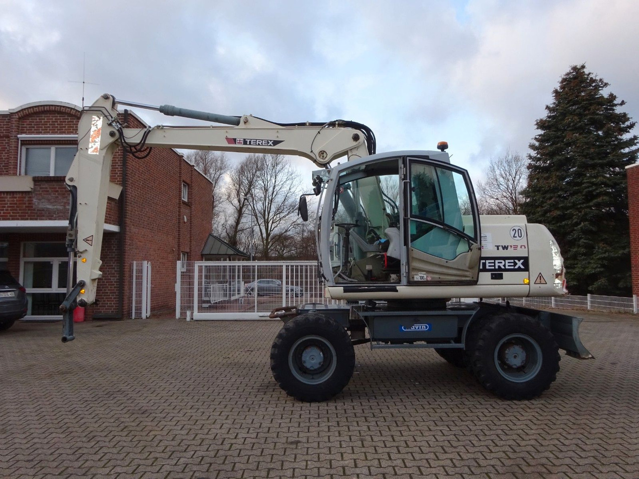 Terex ATLAS TW130 Terex ATLAS TW130 - Máy xúc bánh lốp: hình 1 Terex ATLAS TW130 Terex ATLAS TW130 - Máy xúc bánh lốp: hình 1