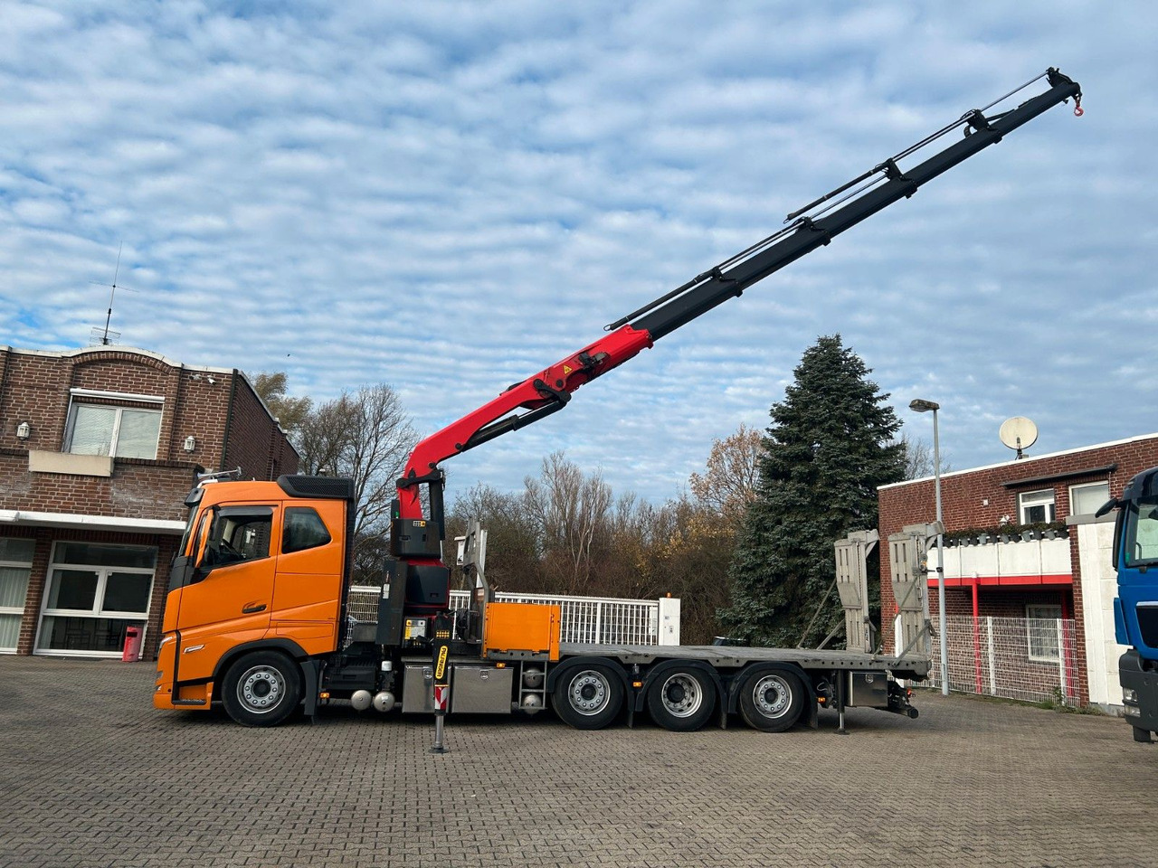 Volvo FH 510 Plattform + PK30002 TEC + Rampen - Xe cẩu tự hành: hình 3 Volvo FH 510 Plattform + PK30002 TEC + Rampen - Xe cẩu tự hành: hình 3