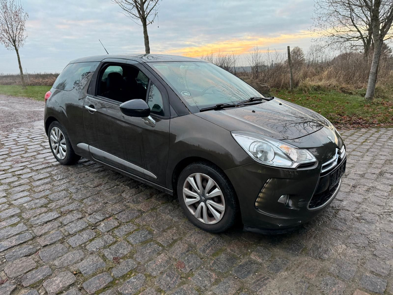 Citroën DS3 Sport - Xe hơi: hình 4 Citroën DS3 Sport - Xe hơi: hình 4