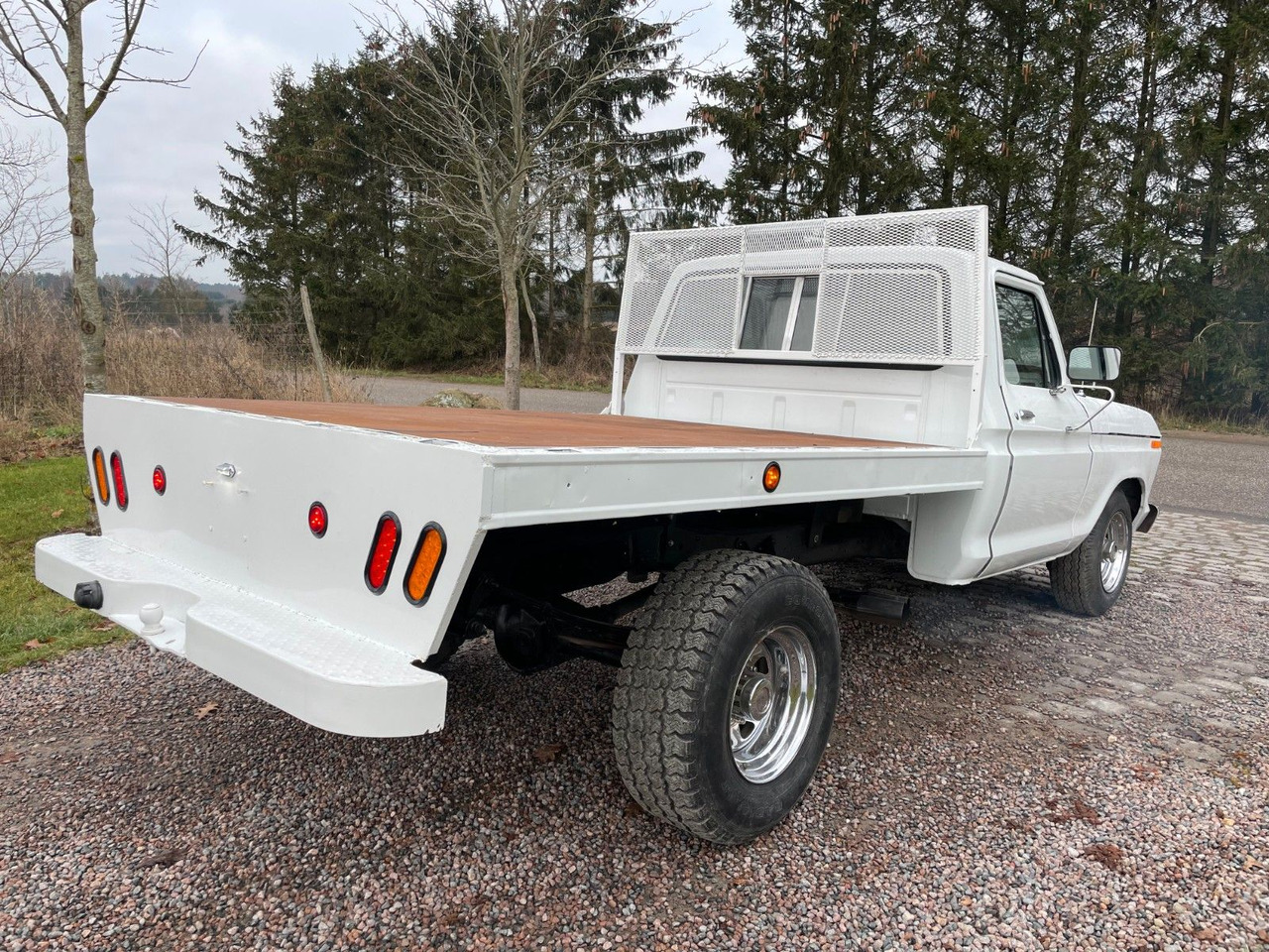 Ford F 250 *16500 brutto* - SUV: hình 4 Ford F 250 *16500 brutto* - SUV: hình 4