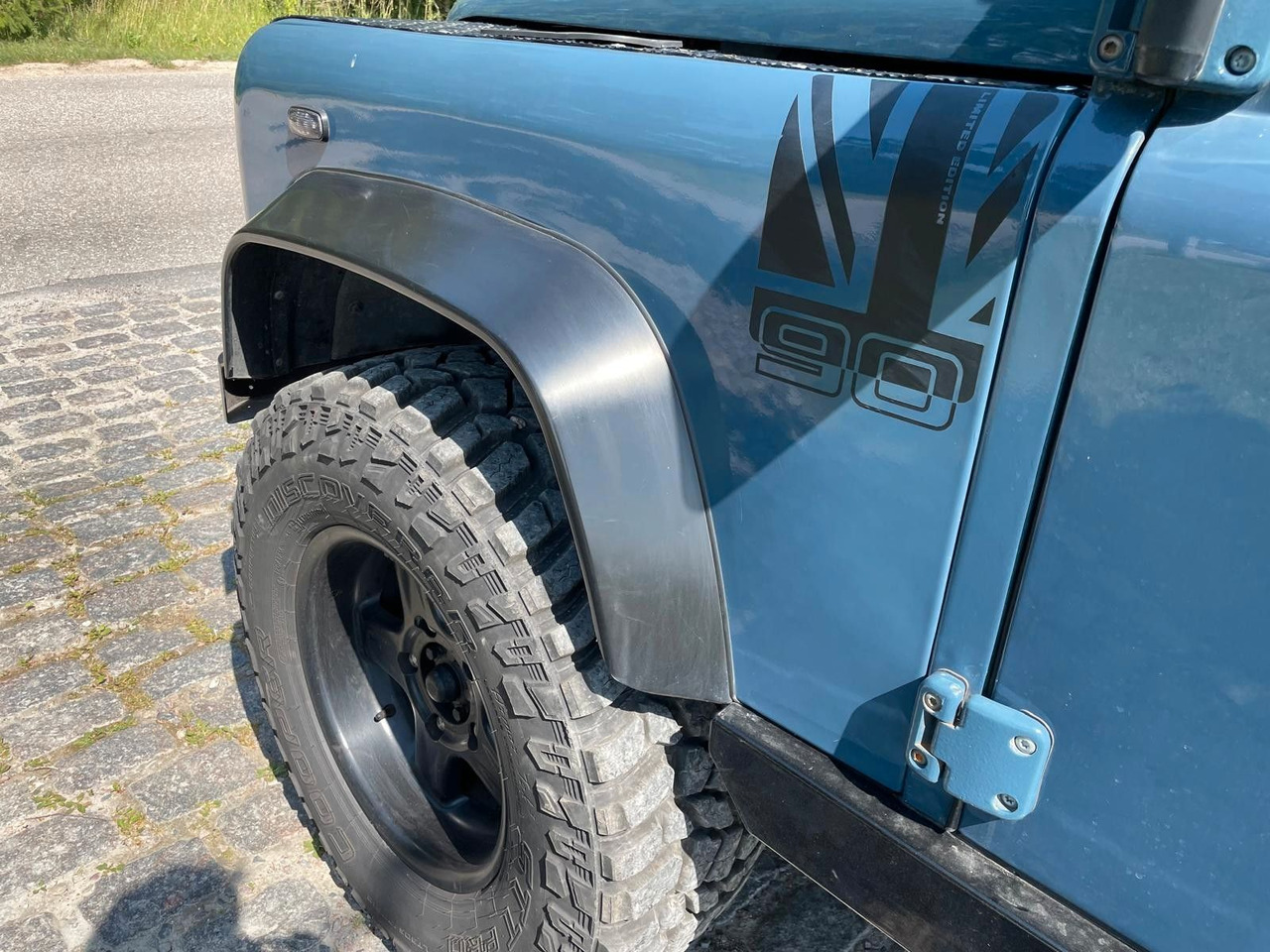 Xe bán tải Land Rover LR Defender 90 Soft Top V8 Automatic 60000 brutt Land Rover LR Defender 90 SoftTop V8 Automatic: hình 24