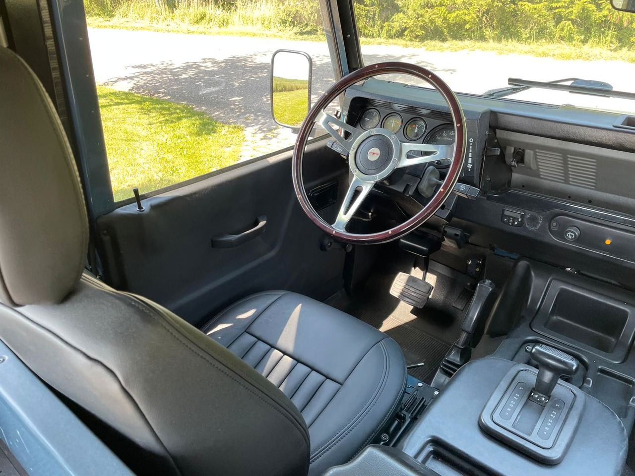 Xe bán tải Land Rover LR Defender 90 Soft Top V8 Automatic 60000 brutt Land Rover LR Defender 90 SoftTop V8 Automatic: hình 14