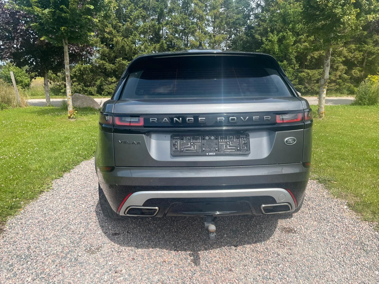 Land Rover Range Rover Velar R-Dynamic 3.0D 4WD Land Rover Velar R-Dynamic 3.0D 4WD *LKW zullasung: 2 sitze - SUV: hình 3 Land Rover Range Rover Velar R-Dynamic 3.0D 4WD Land Rover Velar R-Dynamic 3.0D 4WD *LKW zullasung: 2 sitze - SUV: hình 3