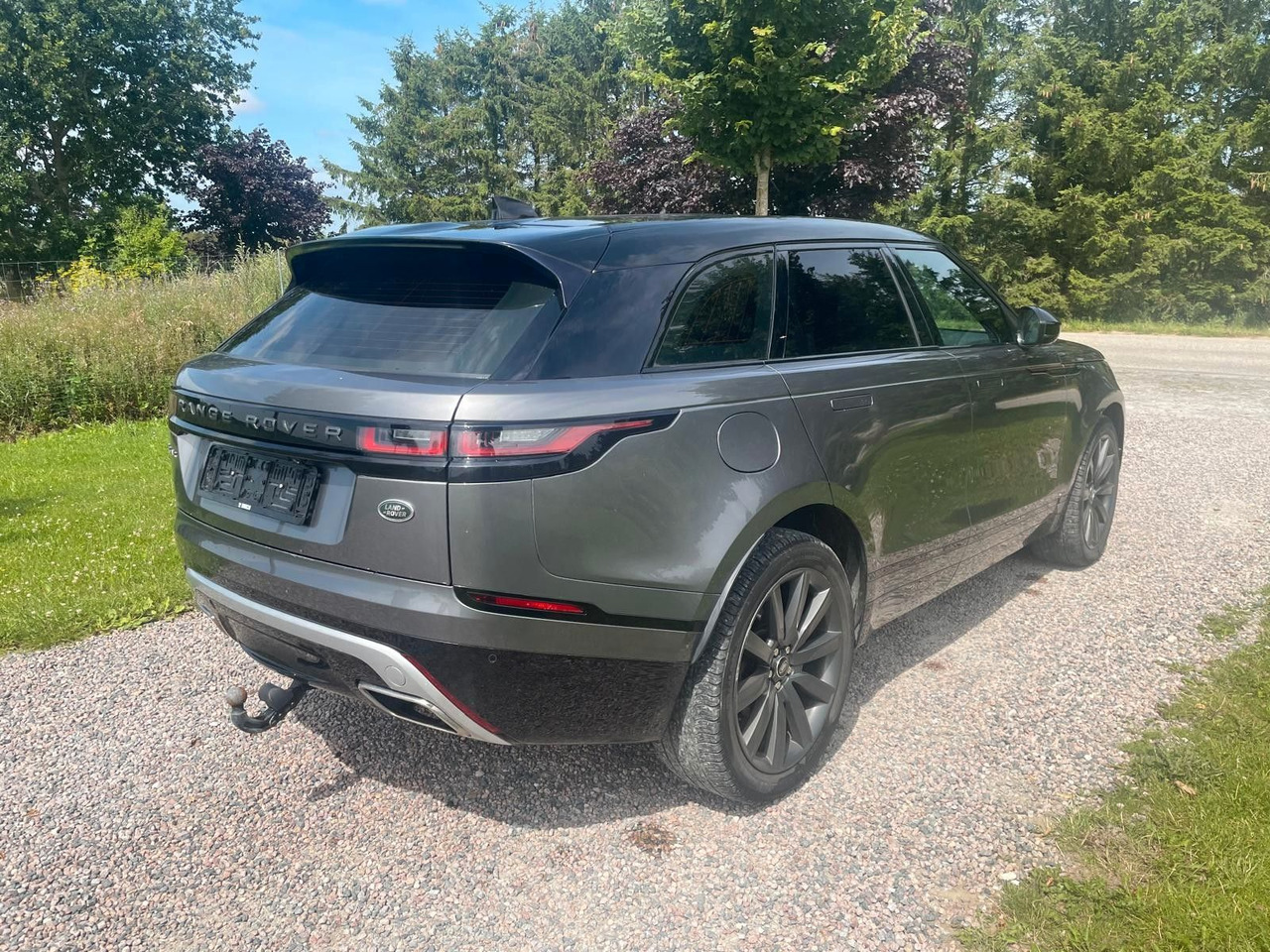 Land Rover Range Rover Velar R-Dynamic 3.0D 4WD Land Rover Velar R-Dynamic 3.0D 4WD *LKW zullasung: 2 sitze - SUV: hình 5 Land Rover Range Rover Velar R-Dynamic 3.0D 4WD Land Rover Velar R-Dynamic 3.0D 4WD *LKW zullasung: 2 sitze - SUV: hình 5