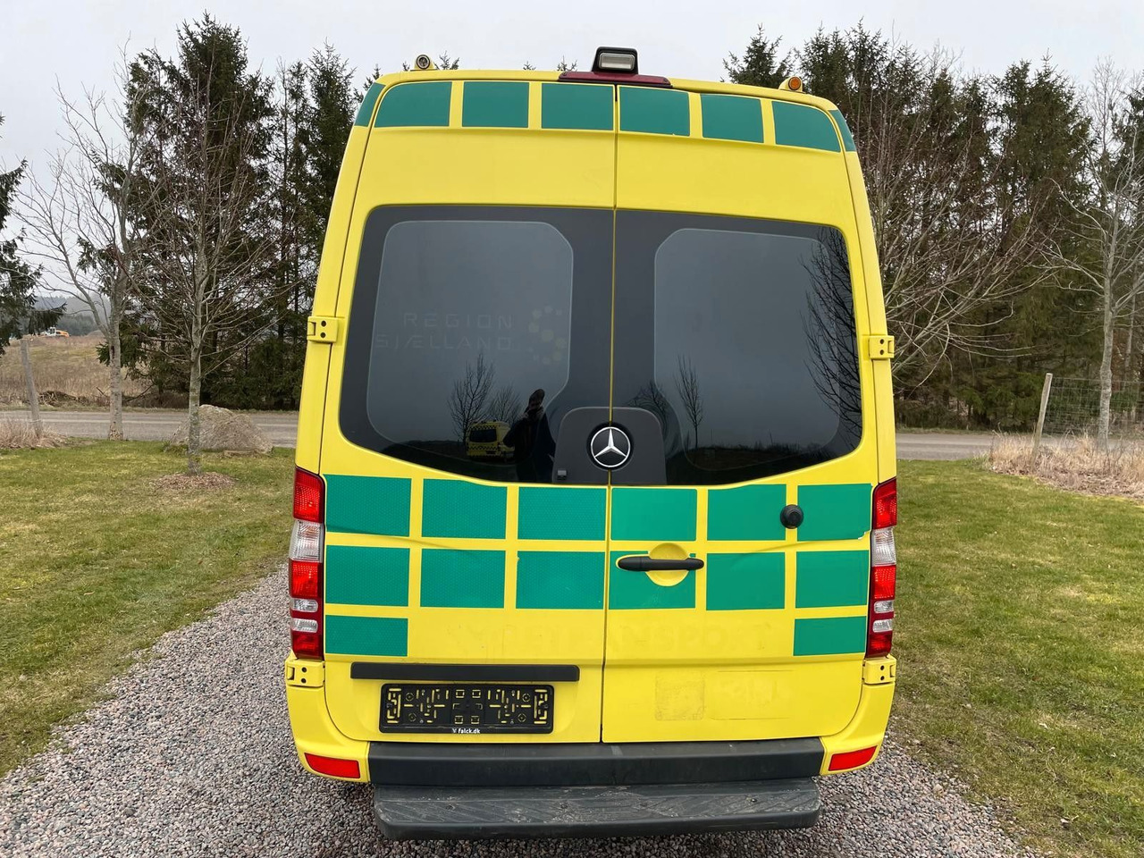 Mercedes-Benz Sprinter II Kasten 316 CDI Ambulance * - Xe cứu thương: hình 4 Mercedes-Benz Sprinter II Kasten 316 CDI Ambulance * - Xe cứu thương: hình 4