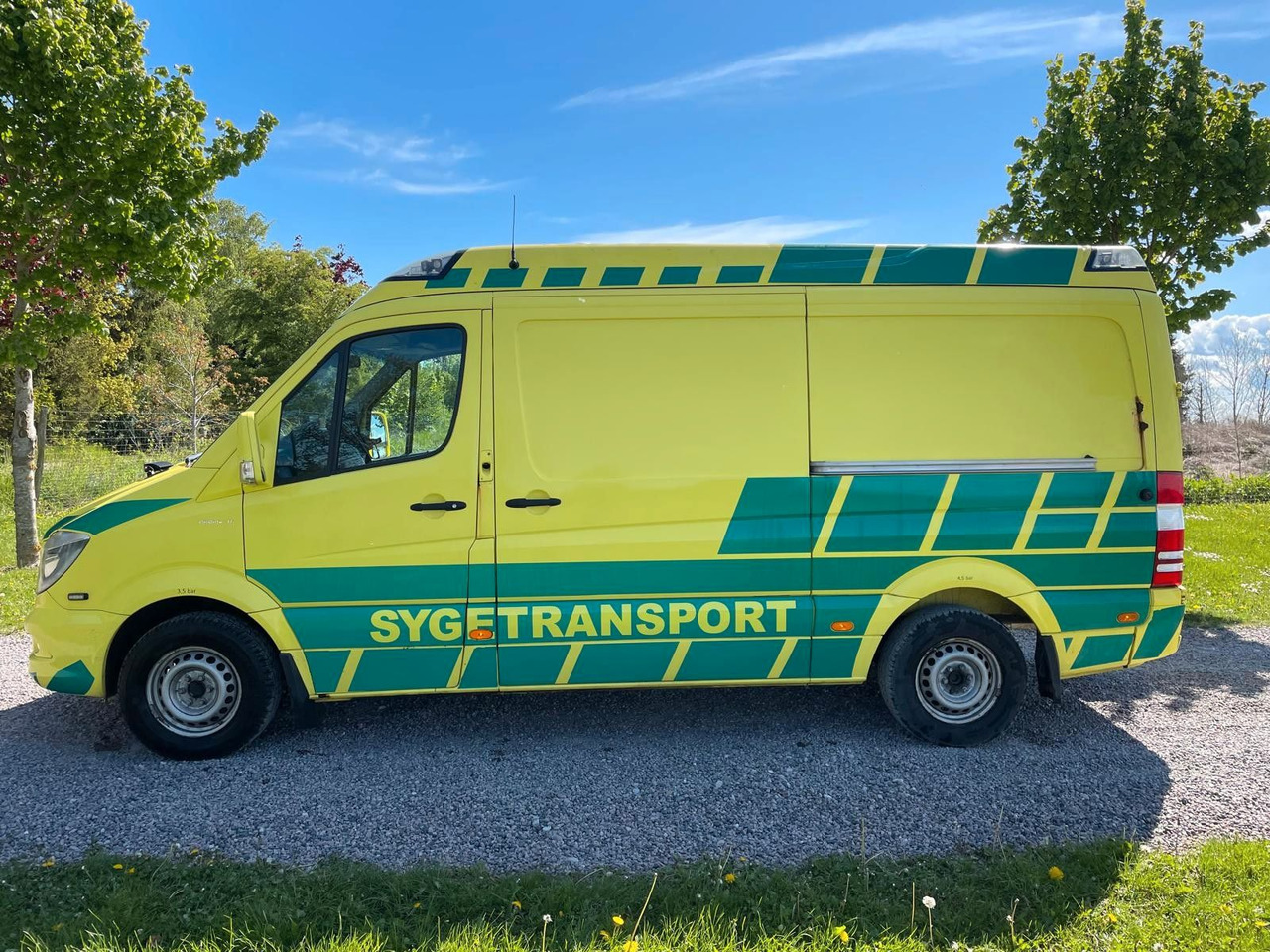 Mercedes-Benz Sprinter II Kasten 316 CDI Aut Ambulance* - Xe cứu thương: hình 2 Mercedes-Benz Sprinter II Kasten 316 CDI Aut Ambulance* - Xe cứu thương: hình 2
