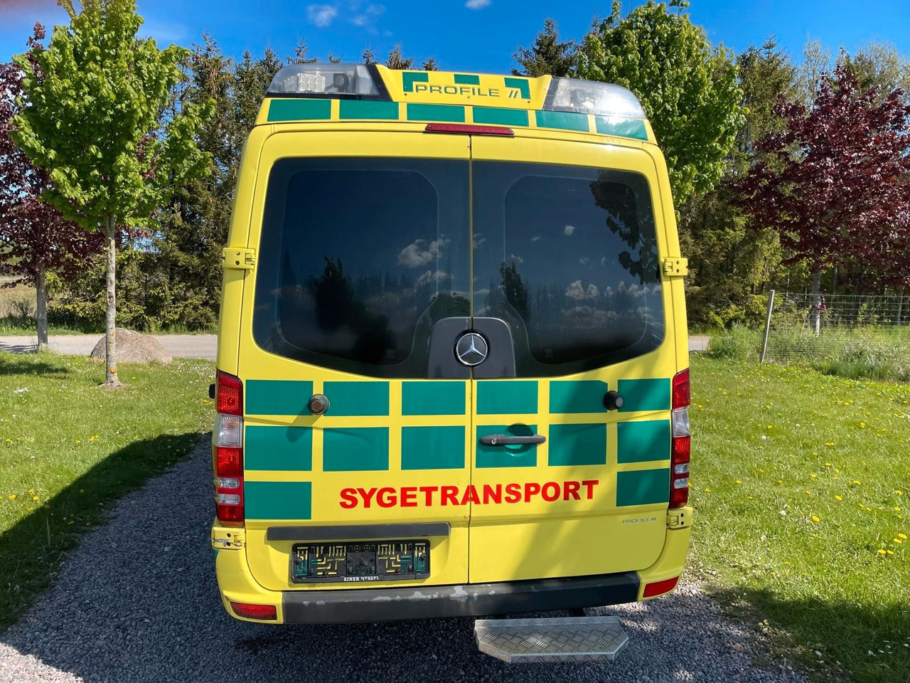 Mercedes-Benz Sprinter II Kasten 316 CDI Aut Ambulance* - Xe cứu thương: hình 4 Mercedes-Benz Sprinter II Kasten 316 CDI Aut Ambulance* - Xe cứu thương: hình 4