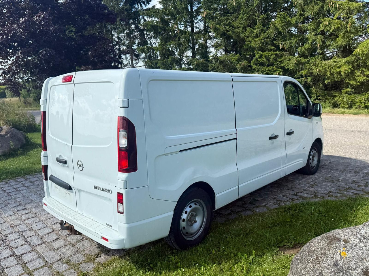 Opel Vivaro 1.6 cdti BiTurbo LANG *6000€ netto - Xe van nhỏ gọn: hình 4 Opel Vivaro 1.6 cdti BiTurbo LANG *6000€ netto - Xe van nhỏ gọn: hình 4