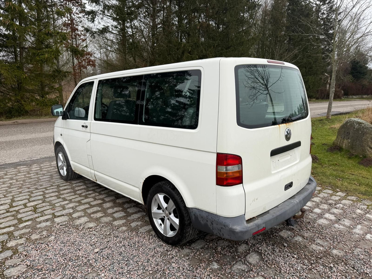 Volkswagen T5 Transporter 1.9 TDI *9 Sitze *RESERVED RO - Xe van chở khách: hình 3 Volkswagen T5 Transporter 1.9 TDI *9 Sitze *RESERVED RO - Xe van chở khách: hình 3