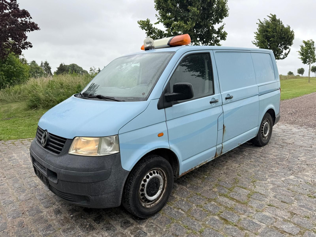 Volkswagen T5 Transporter 2.5 TDI 4Motion *Klima *4x4 - Xe van nhỏ gọn: hình 2 Volkswagen T5 Transporter 2.5 TDI 4Motion *Klima *4x4 - Xe van nhỏ gọn: hình 2