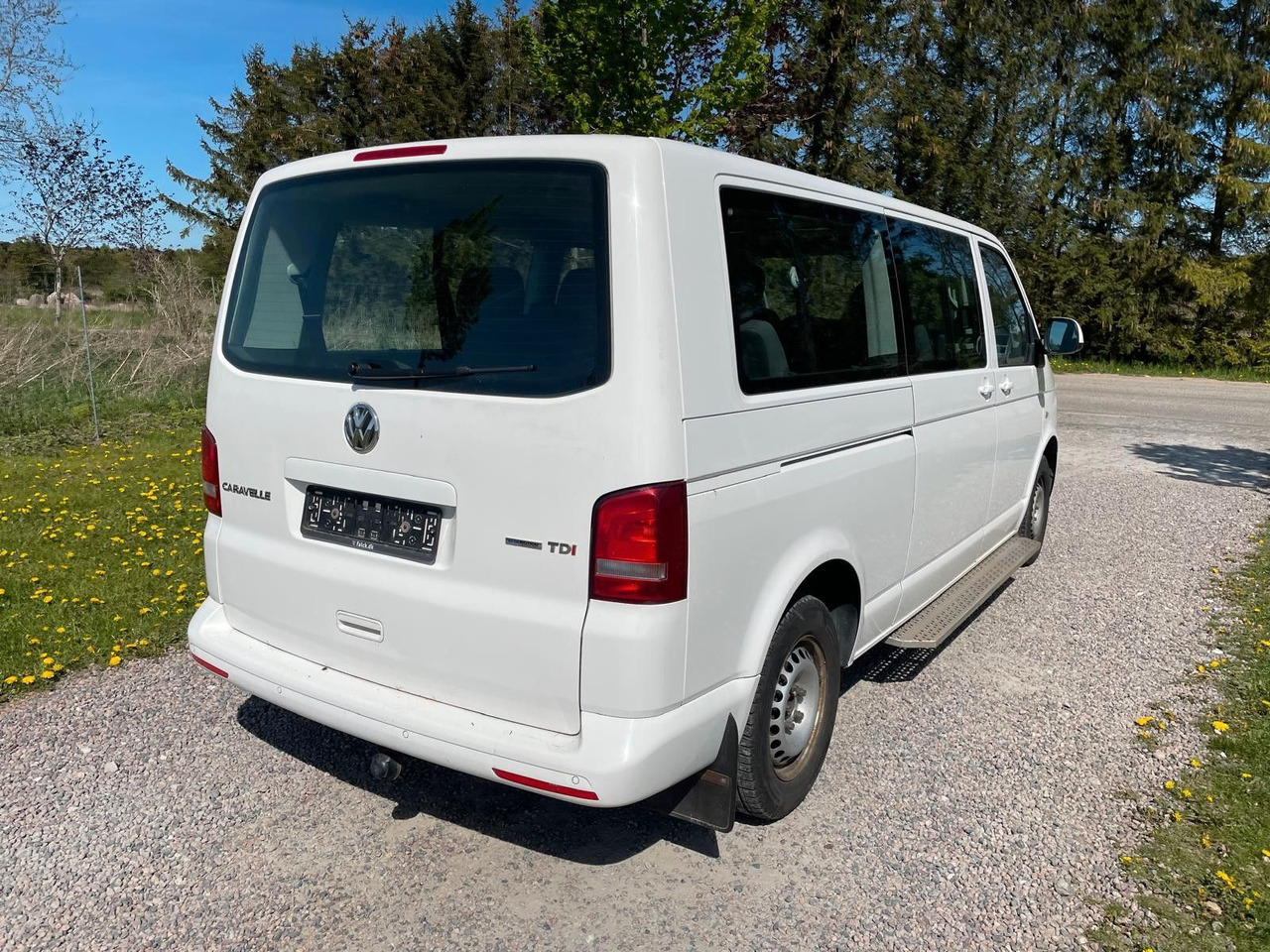 Volkswagen T5 Transporter Bus Caravelle Comfortline lang - Xe van chở khách: hình 5 Volkswagen T5 Transporter Bus Caravelle Comfortline lang - Xe van chở khách: hình 5