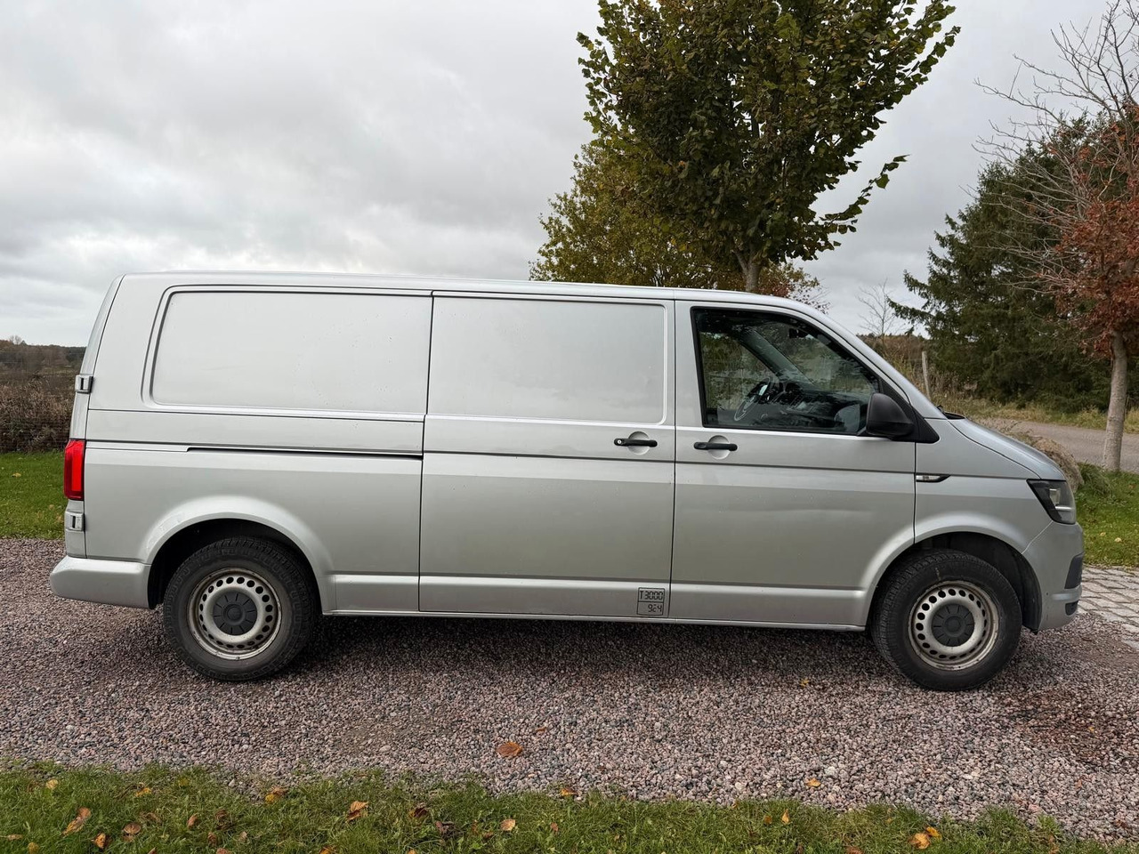 Volkswagen T6 Transporter Kasten lang - Xe van chở khách: hình 5 Volkswagen T6 Transporter Kasten lang - Xe van chở khách: hình 5