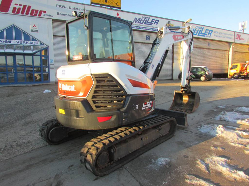 Bobcat E 50 44.000 EUR - Máy xúc mini: hình 2 Bobcat E 50 44.000 EUR - Máy xúc mini: hình 2