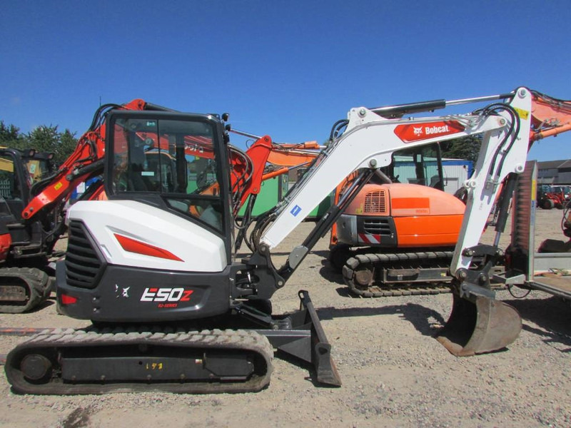 Bobcat E 50 Z 42.500 EUR - Máy xúc mini: hình 1 Bobcat E 50 Z 42.500 EUR - Máy xúc mini: hình 1