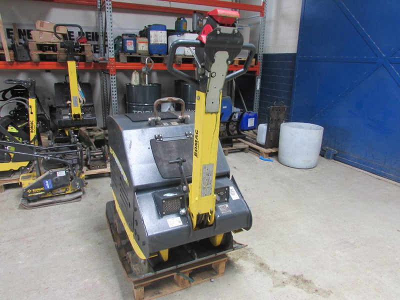 Bomag BPR 100/80 D 8.500 EUR Rüttelplatte - Đĩa rung: hình 2 Bomag BPR 100/80 D 8.500 EUR Rüttelplatte - Đĩa rung: hình 2