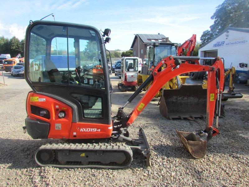 Kubota KX 019-4 - Máy xúc mini: hình 3 Kubota KX 019-4 - Máy xúc mini: hình 3