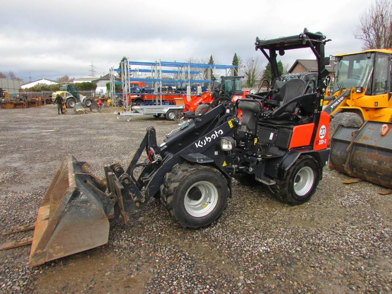 Kubota RT 220-2 Canopy Radlader 25.500 EUR - Máy xúc lật bánh lốp: hình 4 Kubota RT 220-2 Canopy Radlader 25.500 EUR - Máy xúc lật bánh lốp: hình 4