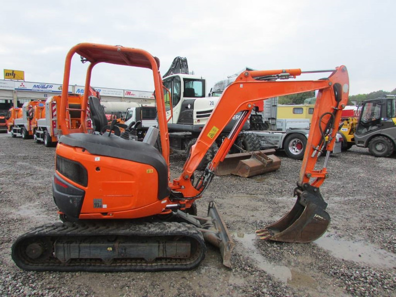 Kubota U 27-4 Canopy Minibagger 17.500 EUR - Máy xúc mini: hình 4 Kubota U 27-4 Canopy Minibagger 17.500 EUR - Máy xúc mini: hình 4