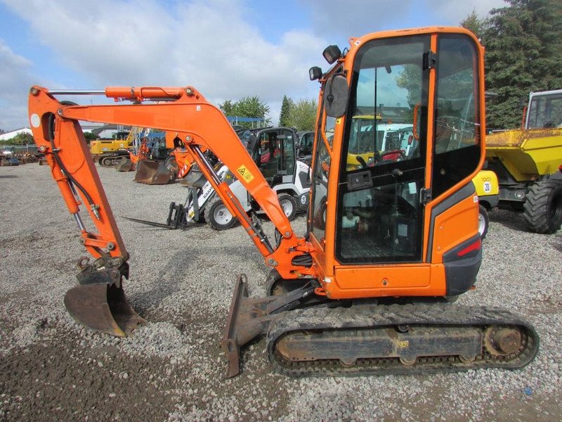 Kubota U 27-4 Minibagger 20.000 EUR - Máy xúc mini: hình 2 Kubota U 27-4 Minibagger 20.000 EUR - Máy xúc mini: hình 2