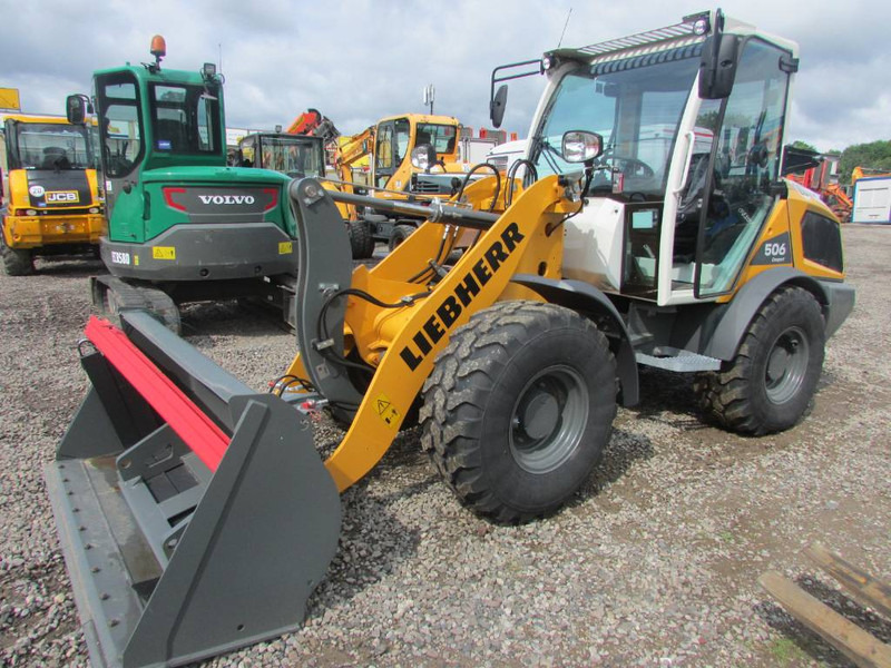 Liebherr L 506 C Compact 47.000 EUR netto Radlader 506C - Máy xúc lật bánh lốp: hình 1 Liebherr L 506 C Compact 47.000 EUR netto Radlader 506C - Máy xúc lật bánh lốp: hình 1