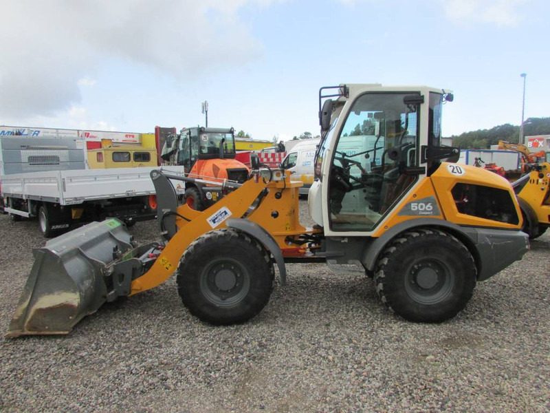 Liebherr L 506 Compact Radlader L506 40.000 EUR - Máy xúc lật bánh lốp: hình 1 Liebherr L 506 Compact Radlader L506 40.000 EUR - Máy xúc lật bánh lốp: hình 1