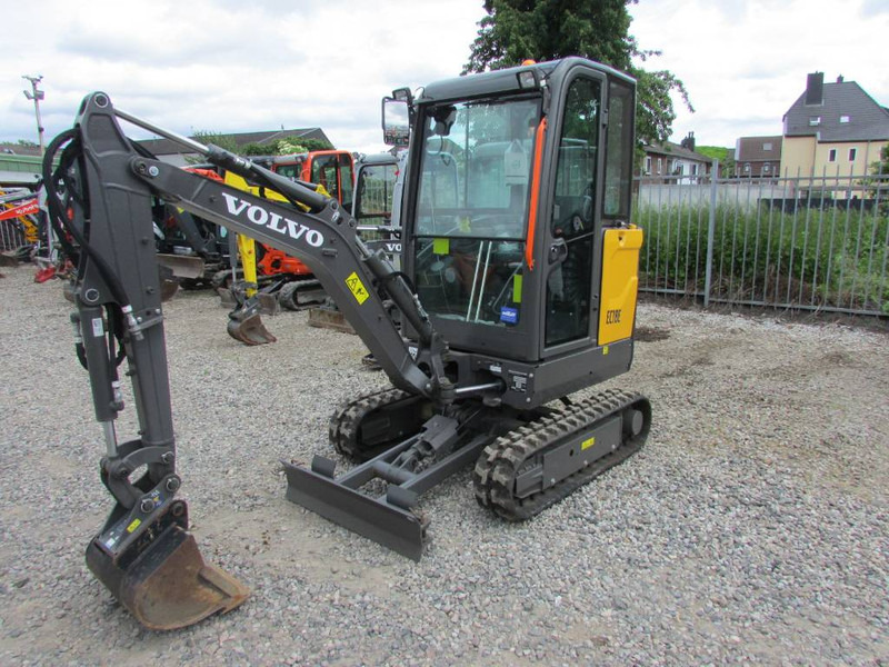 Volvo EC 18 E Minibagger 24.500 EUR - Máy xúc mini: hình 2 Volvo EC 18 E Minibagger 24.500 EUR - Máy xúc mini: hình 2